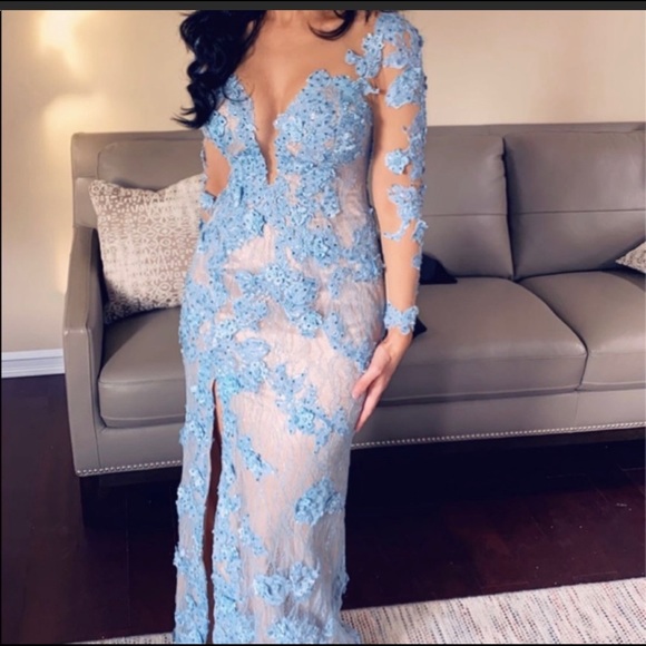Blue dress